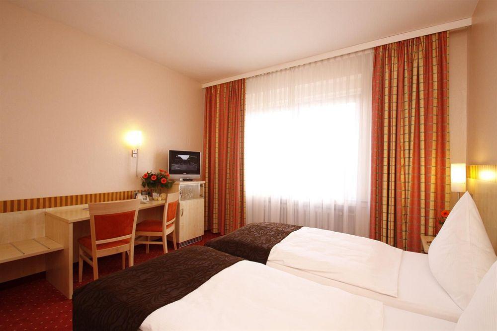 Hotel Kaiserhof Wesel Везель Екстер'єр фото
