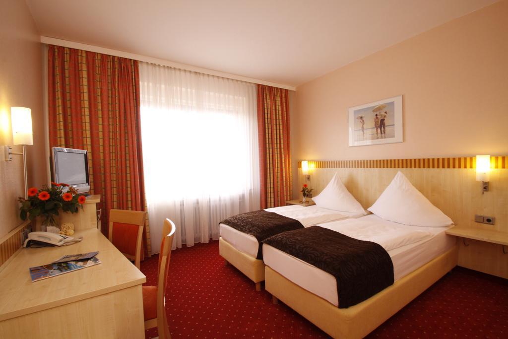 Hotel Kaiserhof Wesel Везель Екстер'єр фото